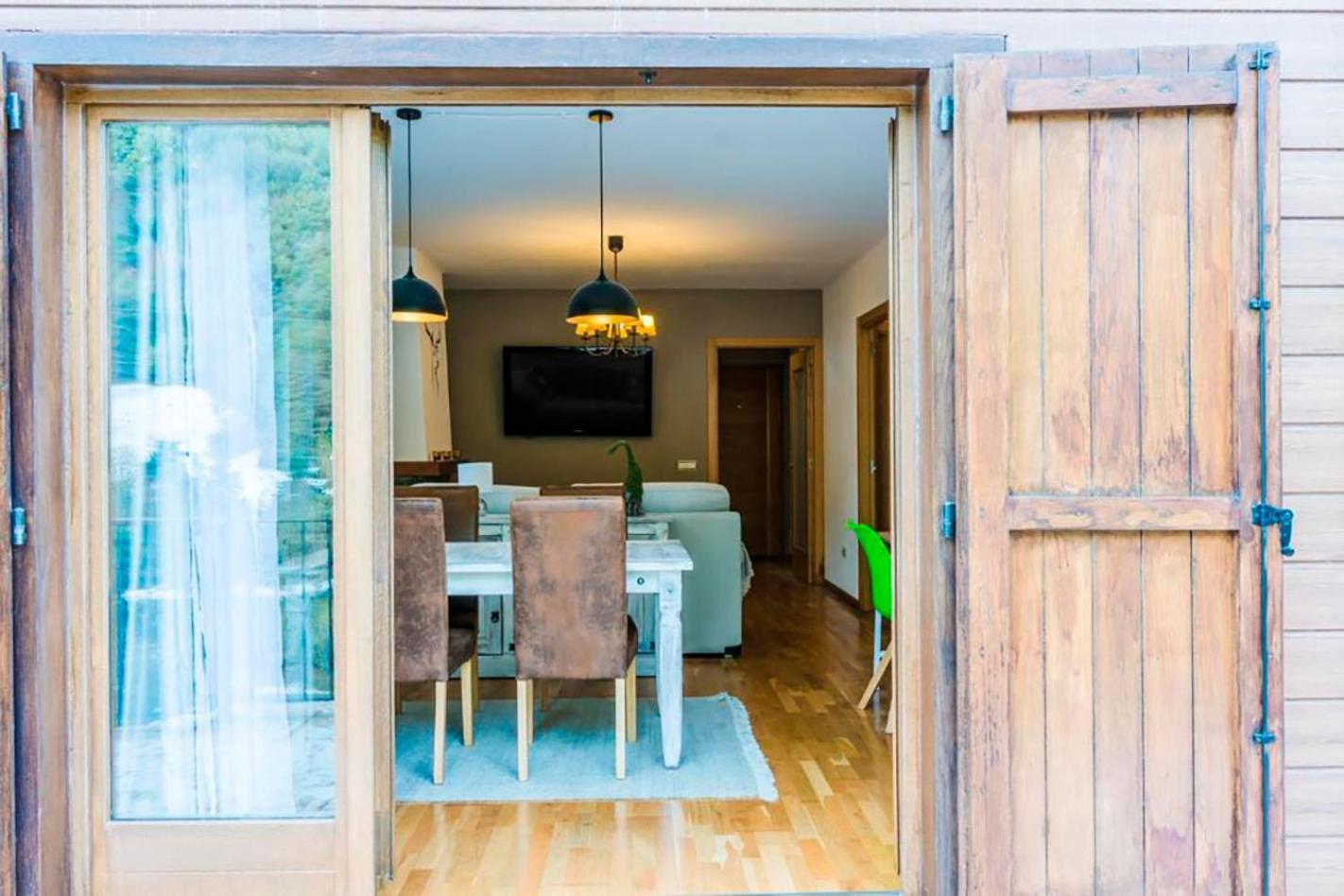 Apartamento A 15 Minutos De Baqueira Les Bordes Zewnętrze zdjęcie
